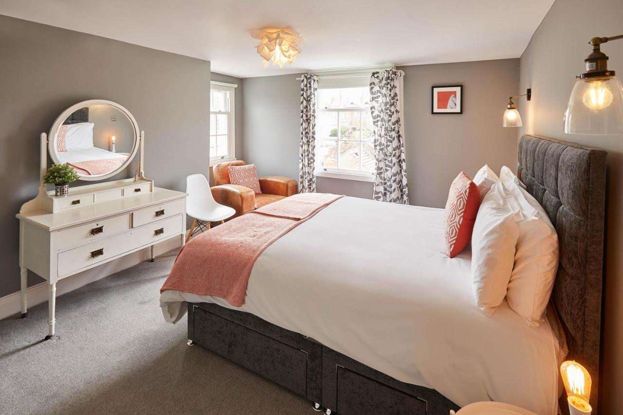 Host & Stay - One Mulgrave Place Уитби Екстериор снимка