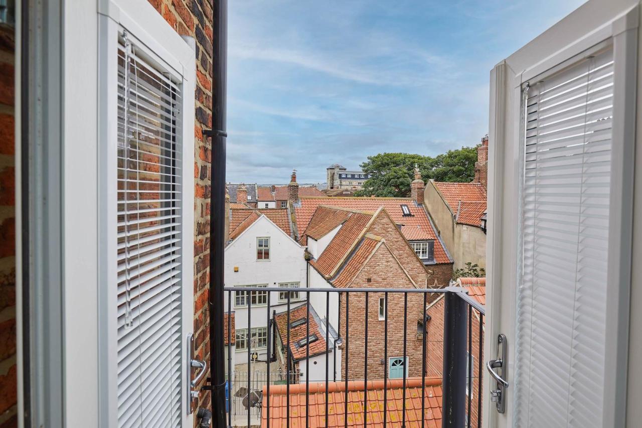 Host & Stay - One Mulgrave Place Уитби Екстериор снимка